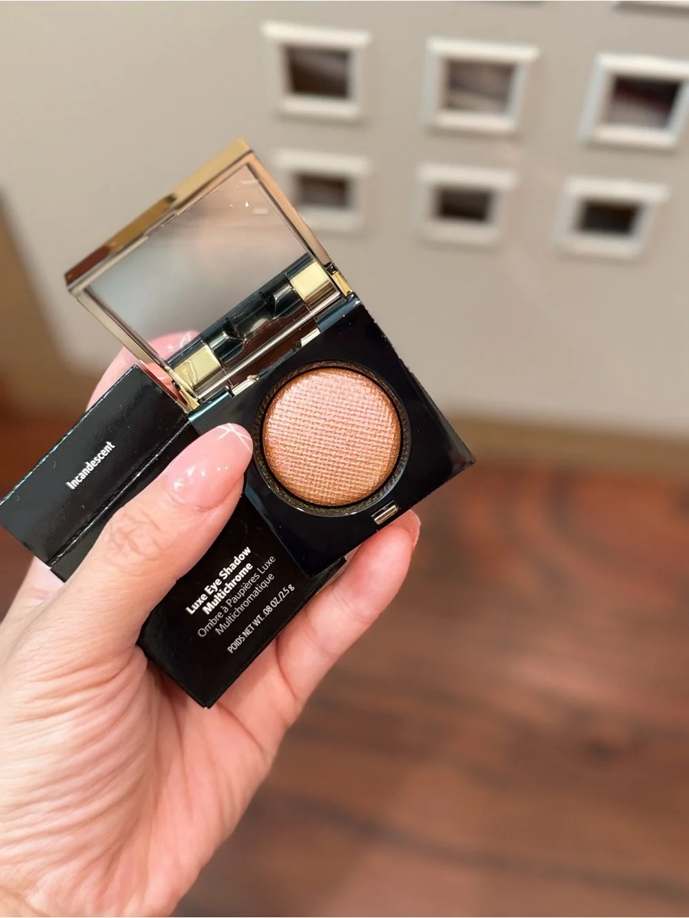 Bobbi Brown Gold Compact Eye Shadow - Incandescent/NEW